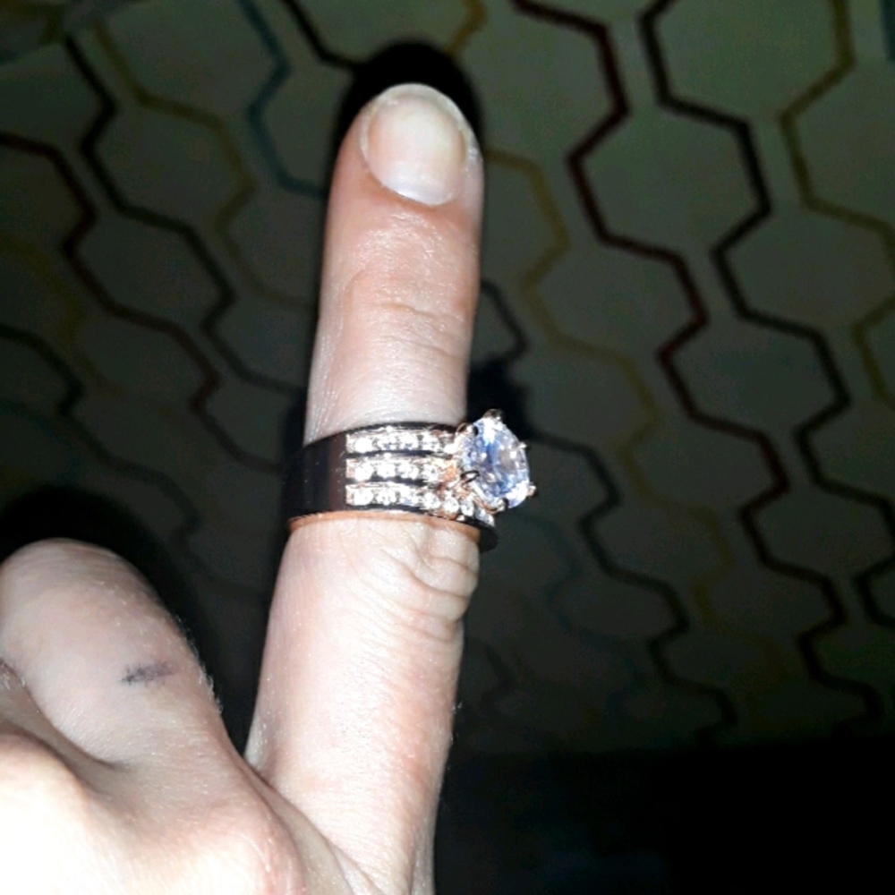 💌Rose Gold ring - Picture 3 of 5